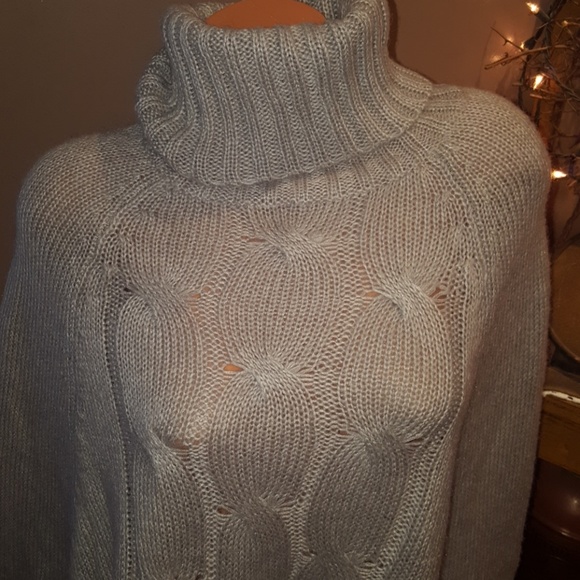 Bebe mohair oversized sweater poncho S NWOT - Picture 2 of 7